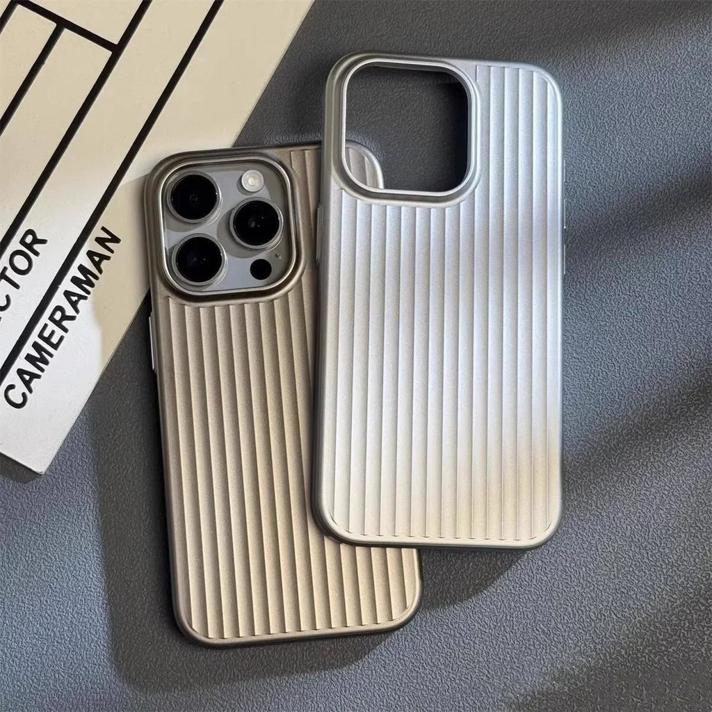 Könnyű védő iPhone-tok, karcsú, bordázott, matt felületű, karcálló borítással