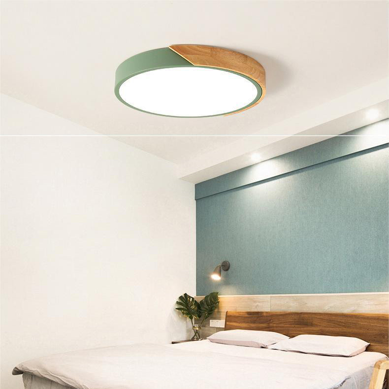 Luz de teto redonda fina, silhueta moderna e minimalista e brilho ambiente suave e quente