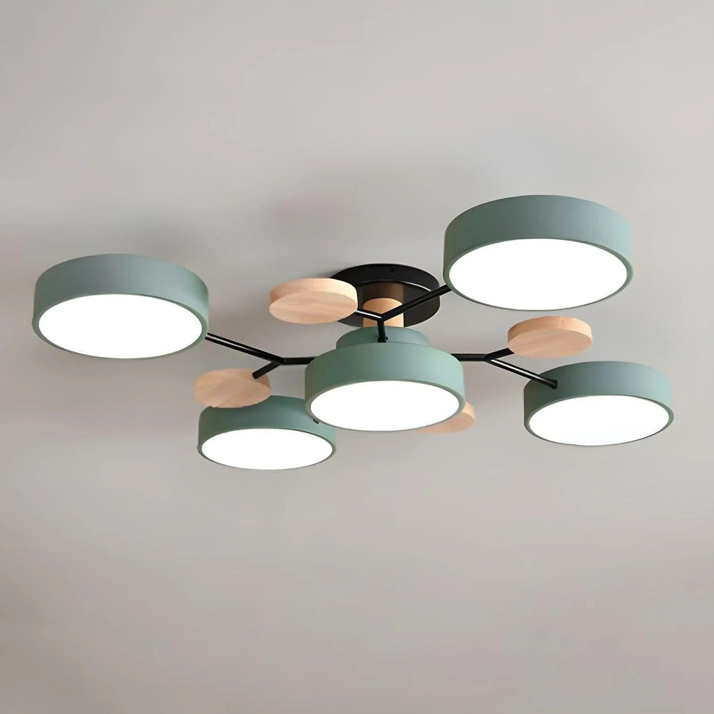 Modern plafondarmatuur met houten accenten en halfverzonken montage - ontwerp met meerdere armen en zachte diffuse gloed