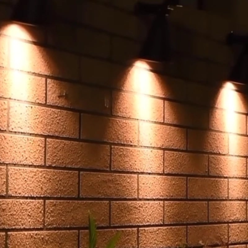 Adjustable Solar Outdoor Spotlight - Rechargeable Garden Landscape Lamp