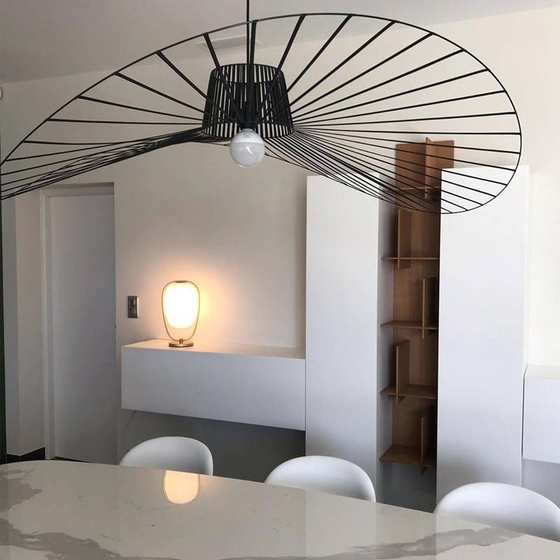 Lampa wisząca Solara w kształcie słomkowego kapelusza — minimalistyczna dekoracja
