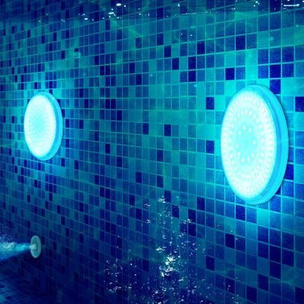 Wodoodporne lampki basenowe sterowane pilotem – 13 diod LED | ribuella
