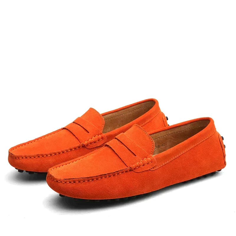 Mocassins italiens raffinés en daim au style classique à enfiler