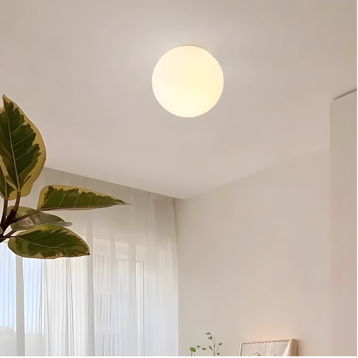 Applique murale globe moderne et minimaliste, montage affleurant, abat-jour en verre dépoli