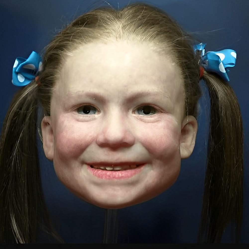 Realistische elastische Halloween-Maske aus Latex für Erwachsene und Cosplay