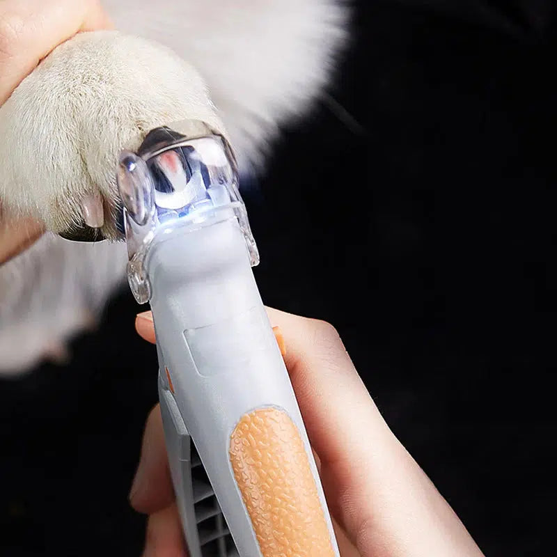 MAX Safe Dog Nail Clipper With Built-In Quick Sensors