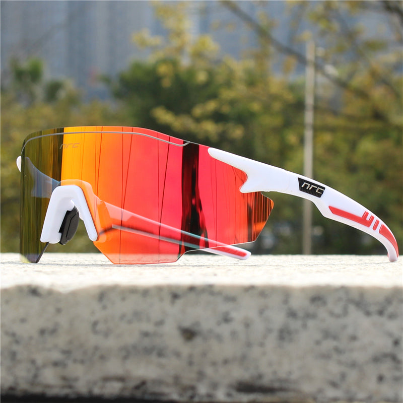 Men’s Polarised Sports Sunglasses – Lightweight UV Protection
