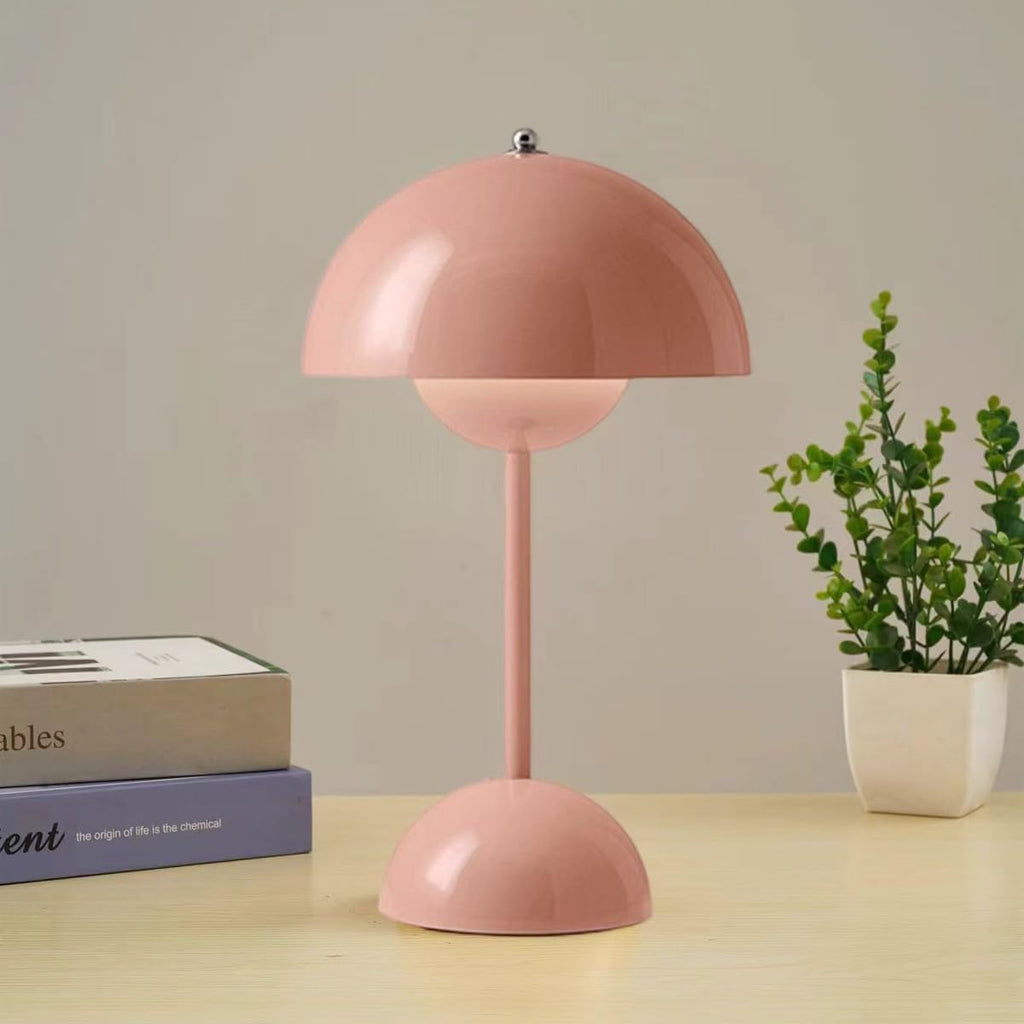 Lampada da tavolo scandinava NordicNest con luminosità regolabile