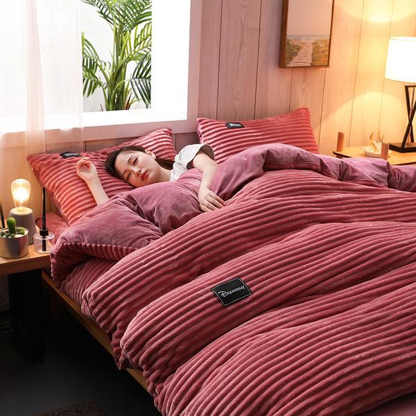 Thickened Corduroy Velvet Bedding Set — Double-Sided Warmth