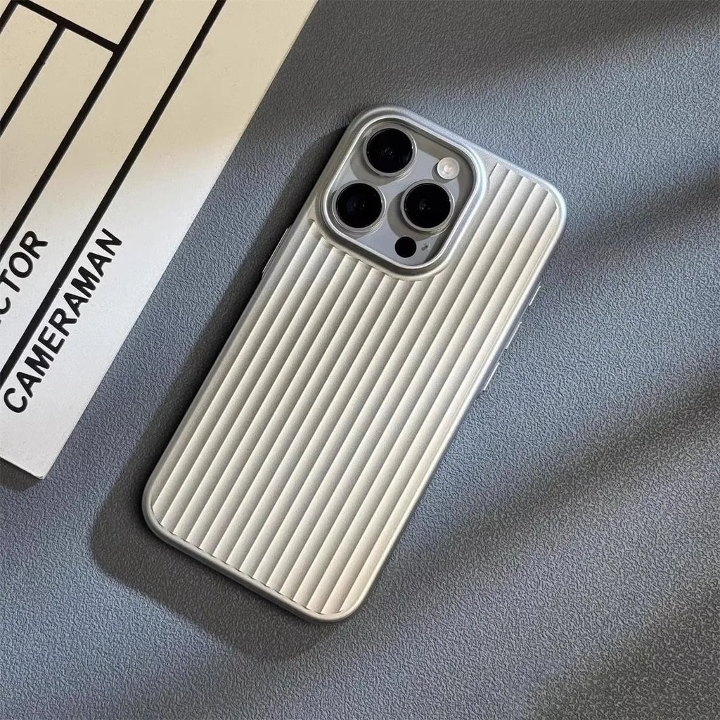 Titanium Shield Pro iPhone-Hülle — Schlanker Schutz in Militärqualität