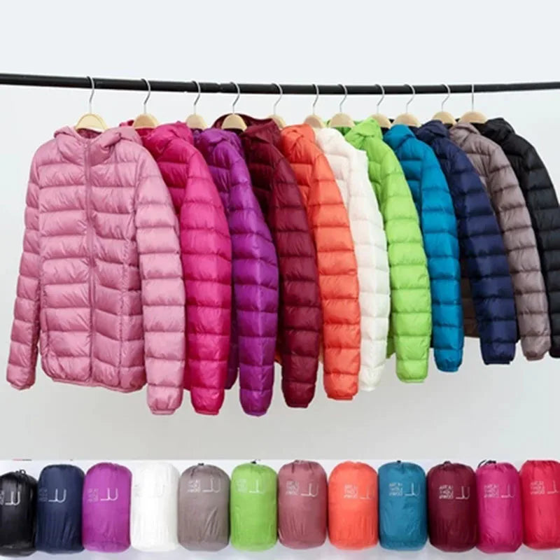 Chaqueta de plumas ligera con capucha para mujer — cálida y fácil de guardar