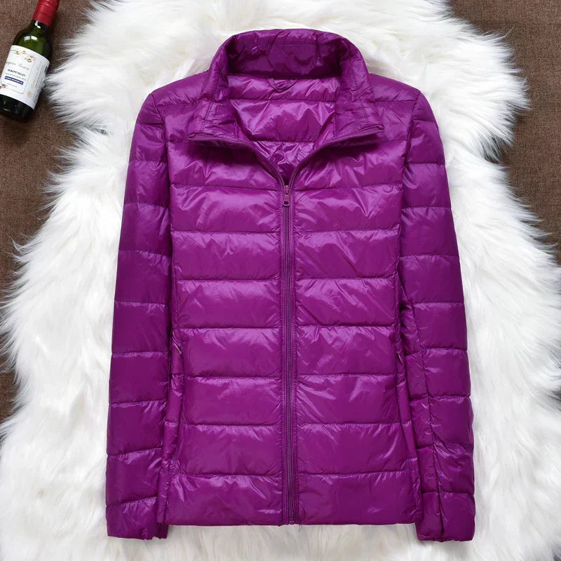 Chaqueta de plumas ligera con capucha para mujer — cálida y fácil de guardar