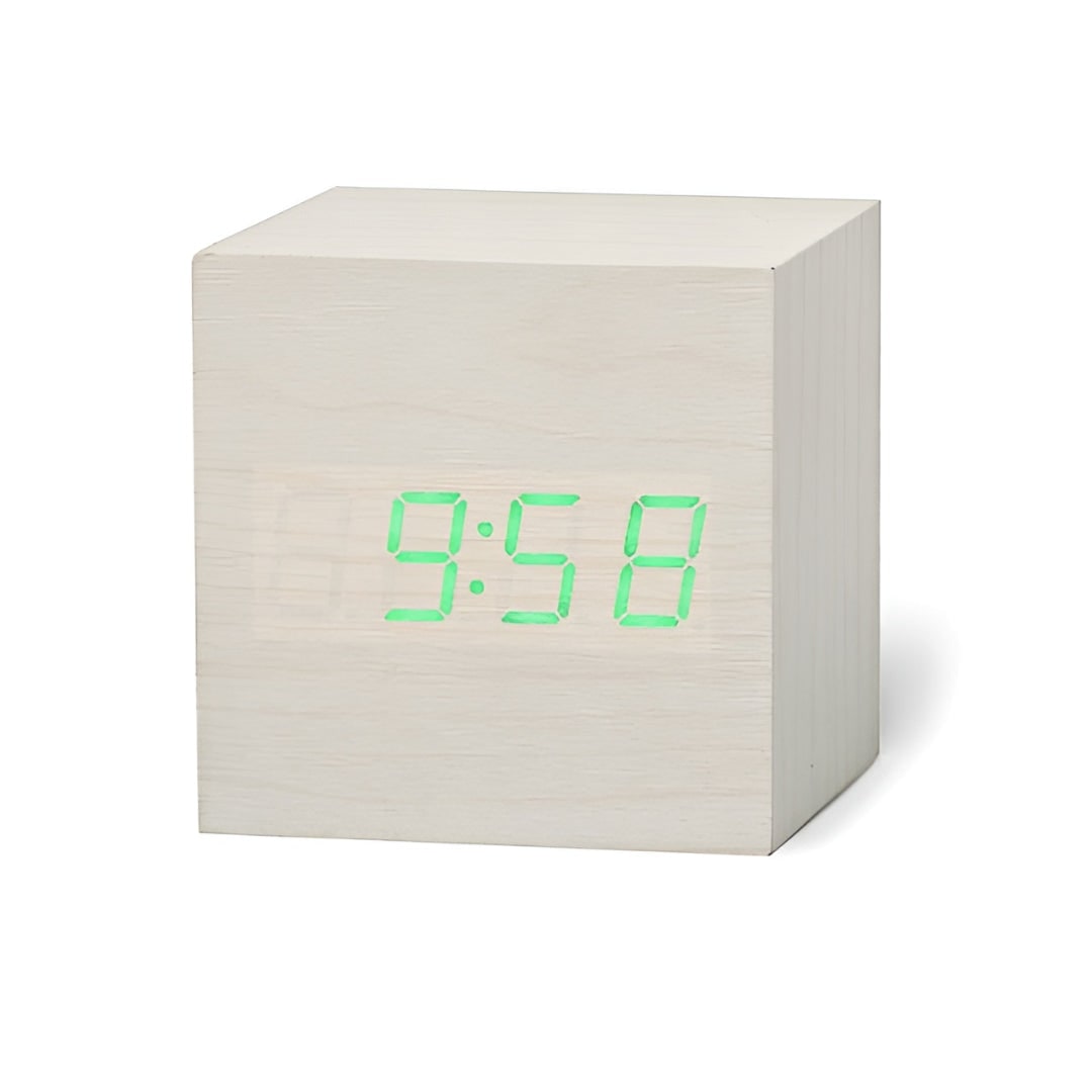 Digitale ledwekker in kubusvorm met houtnerfdesign, temperatuur- en tijdweergave