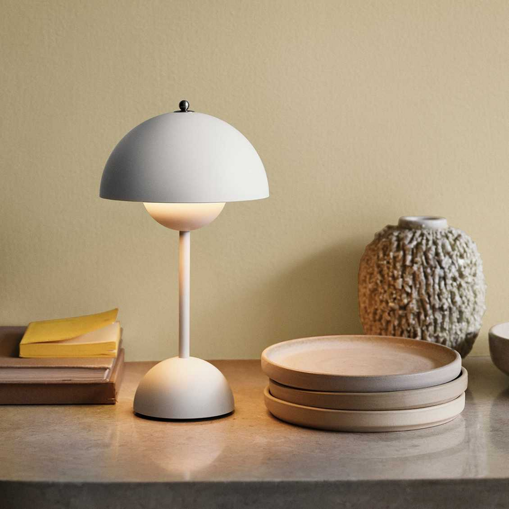 Stolní lampa v retro stylu – bezdrátová se 3 nastavitelnými úrovněmi jasu | ribuella